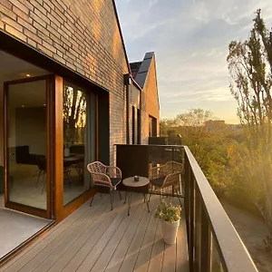 Baltic Riviera - Garden Sanctuary Retreat Apartament Gdańsk