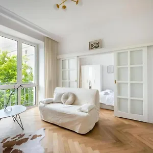 Plac Konstytucji 2 By Nyx Apartament Warszawa